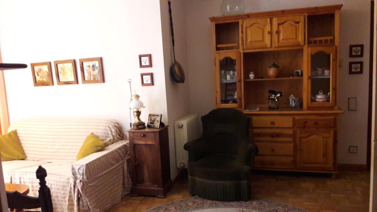 Apartamento Capelot Jaca Exterior foto