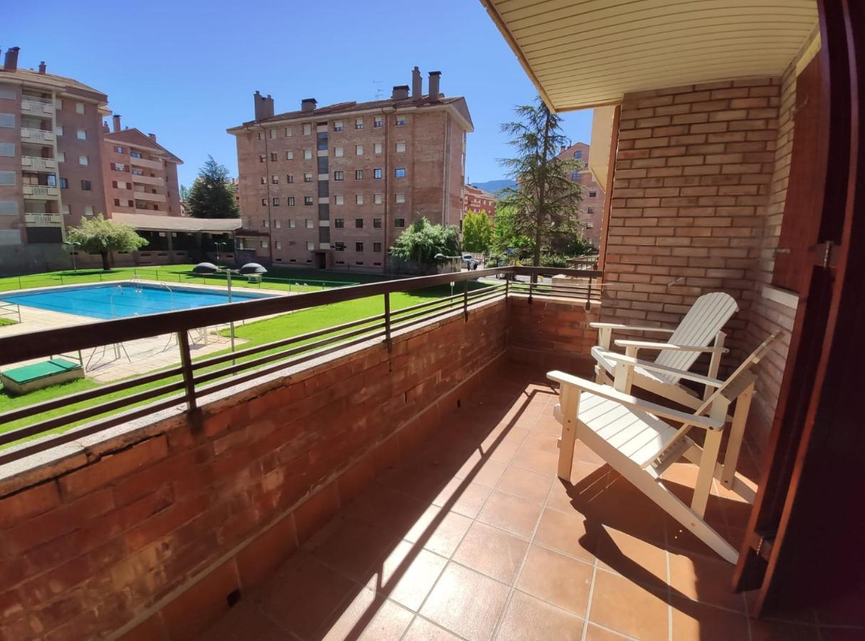 Apartamento Capelot Jaca Exterior foto